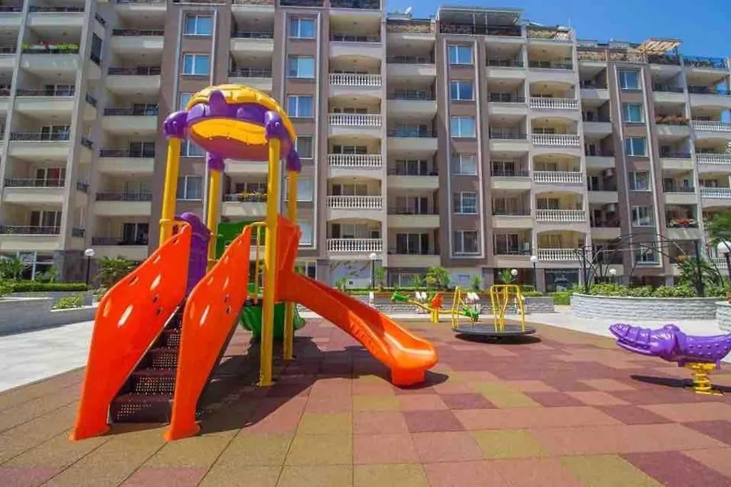 Cozy Apartment With Pool In Burgas Bulgaria